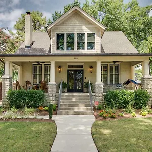 Caroline House Historic Bed & Breakfast Nashville